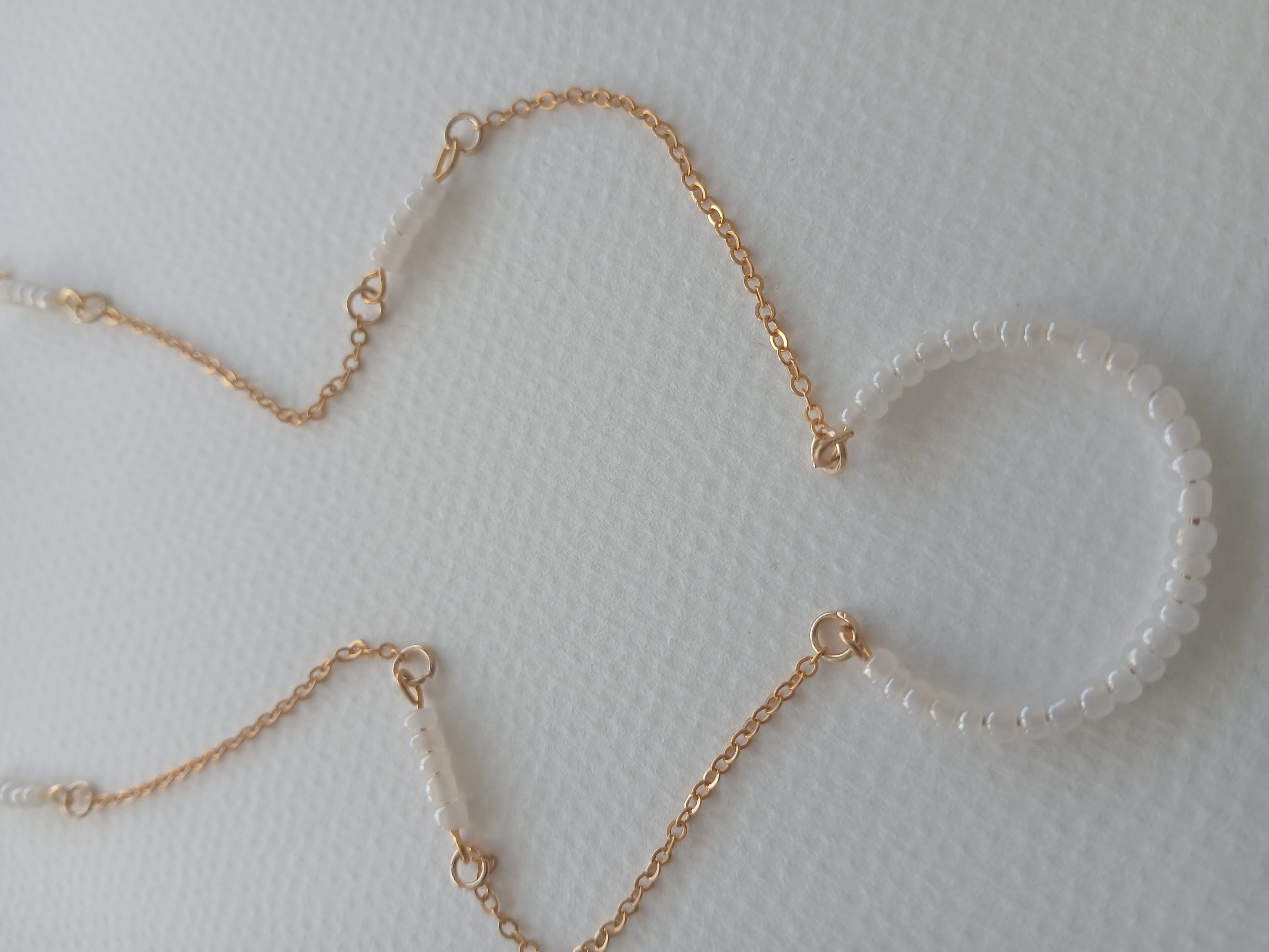 Collier et boucles d'oreille fin